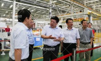 【调延卓常德市科技局局长一行辅导莅临尊龙Z6机械人调研调查