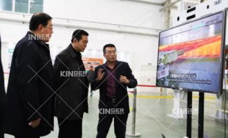 【调延卓通辽市税务局党委书记、局长冯光泽一行莅临尊龙Z6机械人调研
